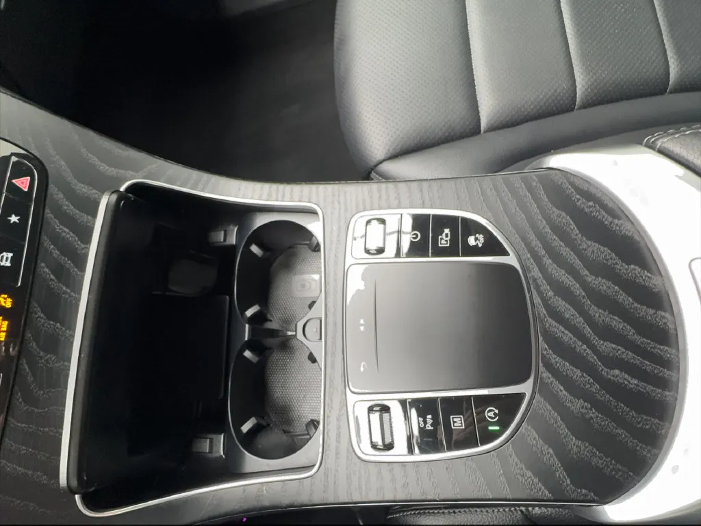 Mercedes-Benz GLC photo 51