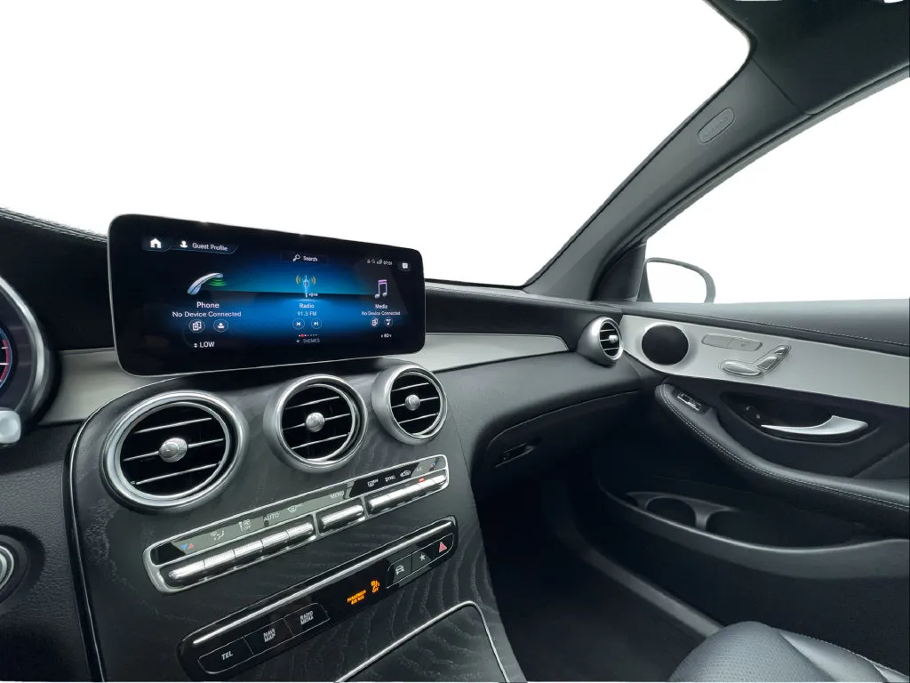 Mercedes-Benz GLC photo 46