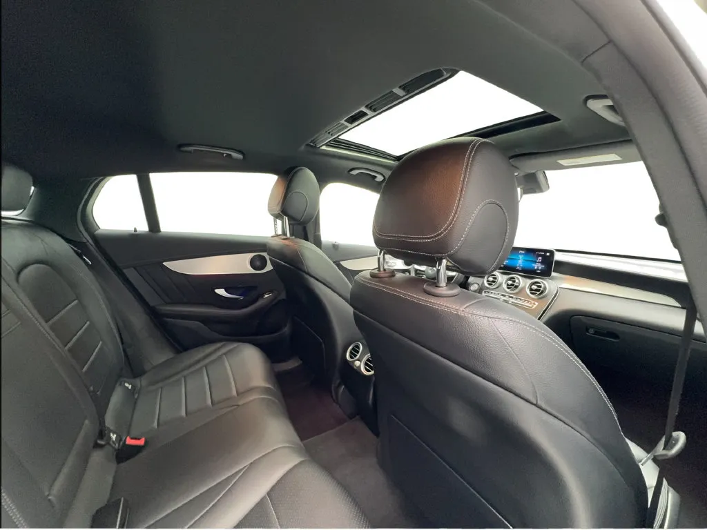Mercedes-Benz GLC photo 29