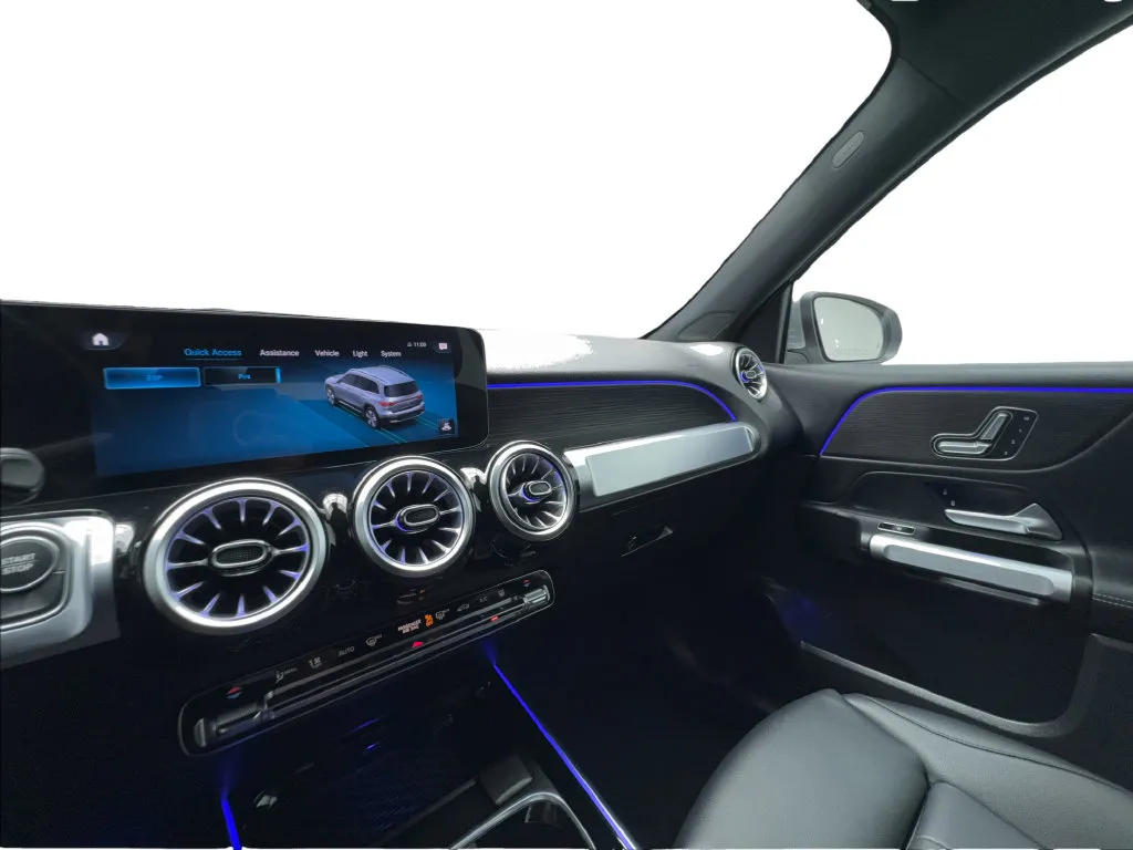 Mercedes-Benz EQB photo 42
