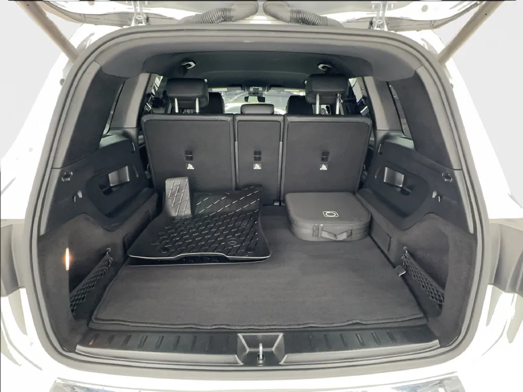 Mercedes-Benz EQB photo 18