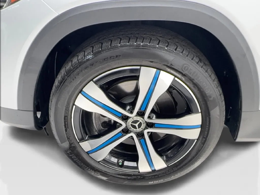 Mercedes-Benz EQB photo 14