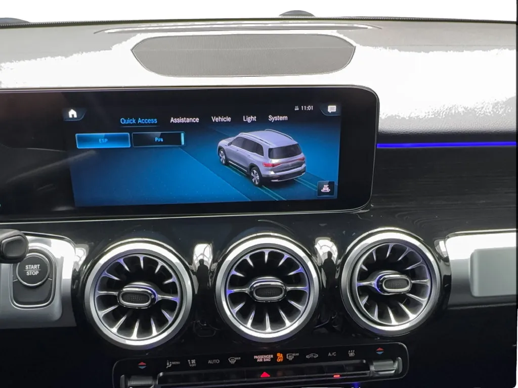 Mercedes-Benz EQB photo 47