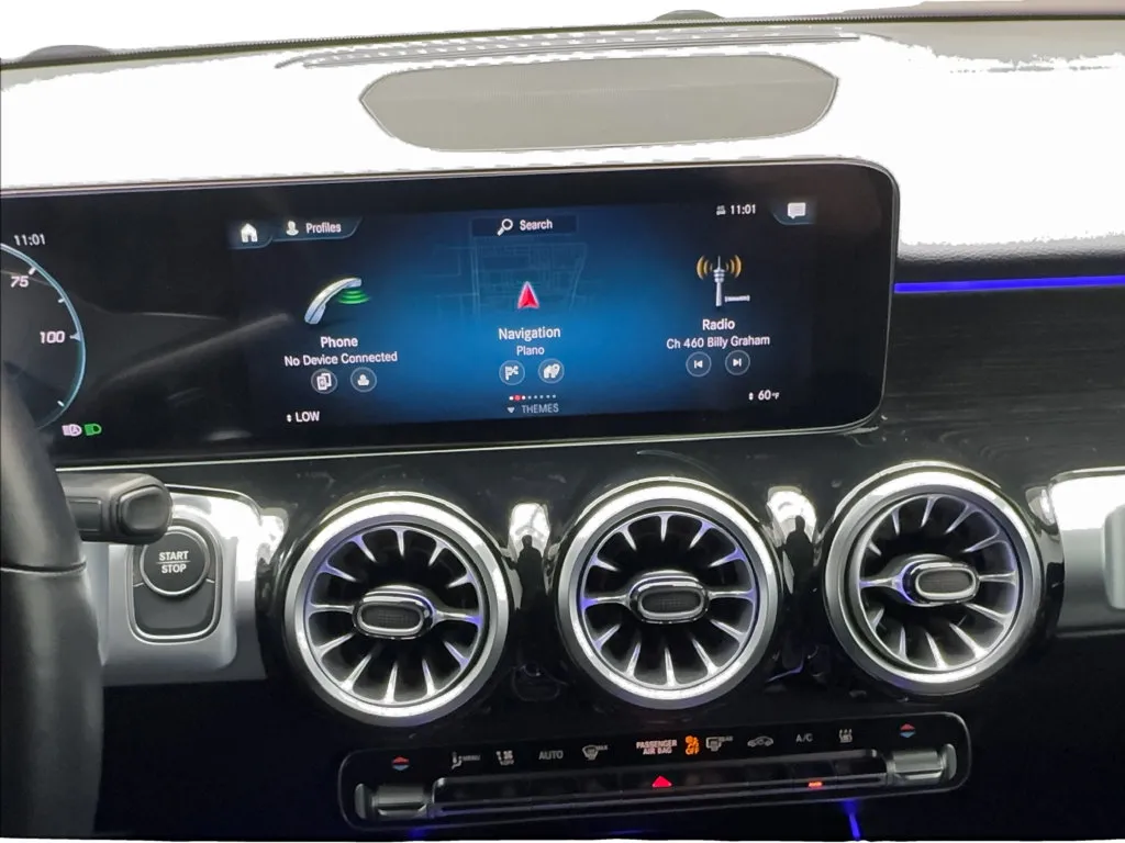 Mercedes-Benz EQB photo 50