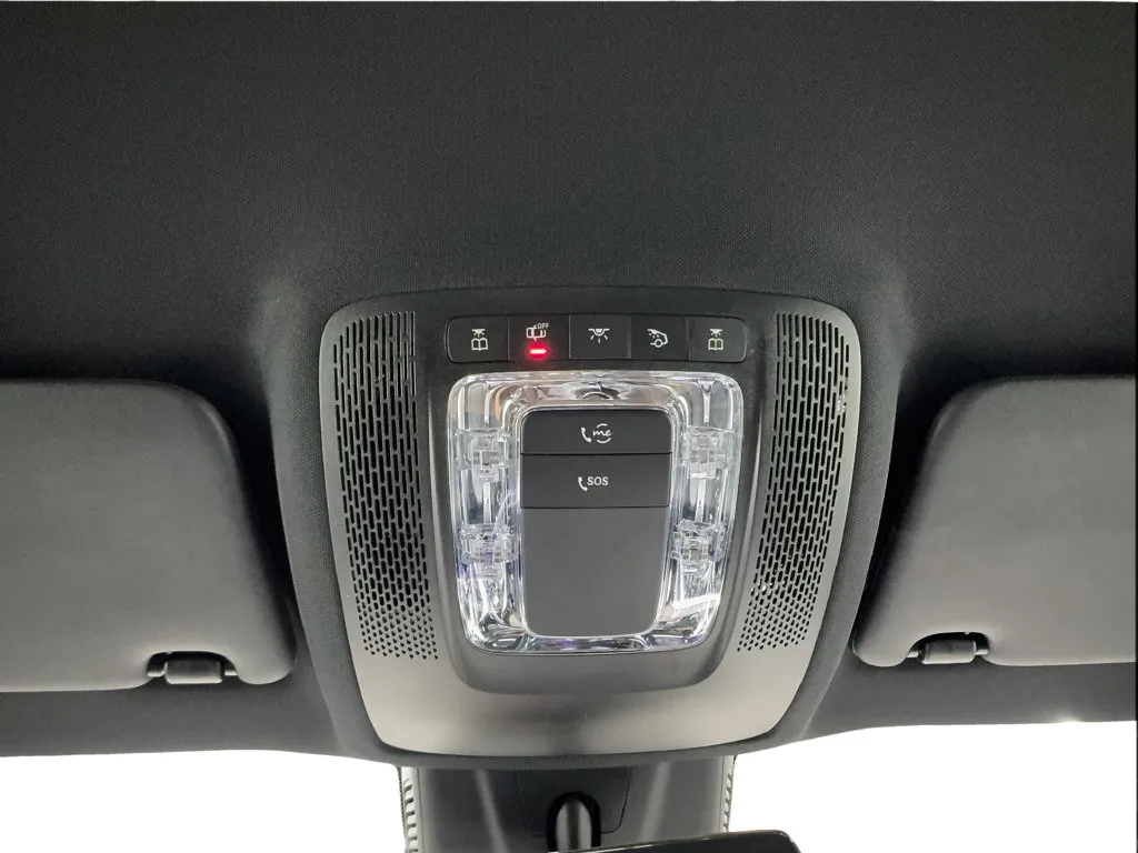 Mercedes-Benz EQB photo 45