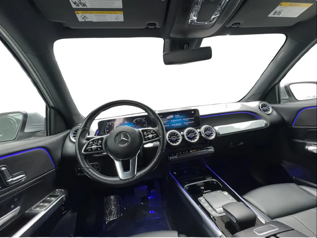 Mercedes-Benz EQB photo 34