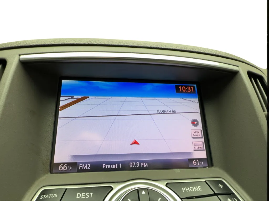 Infiniti G37 photo 51