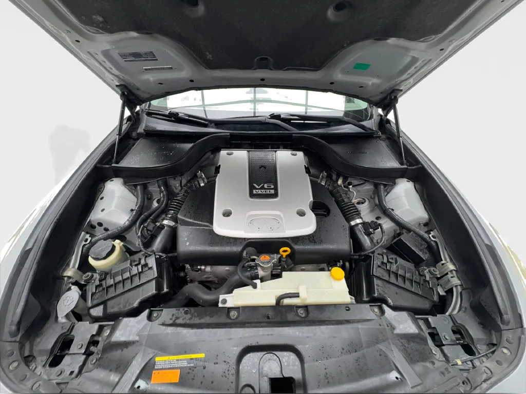 Infiniti G37 photo 15