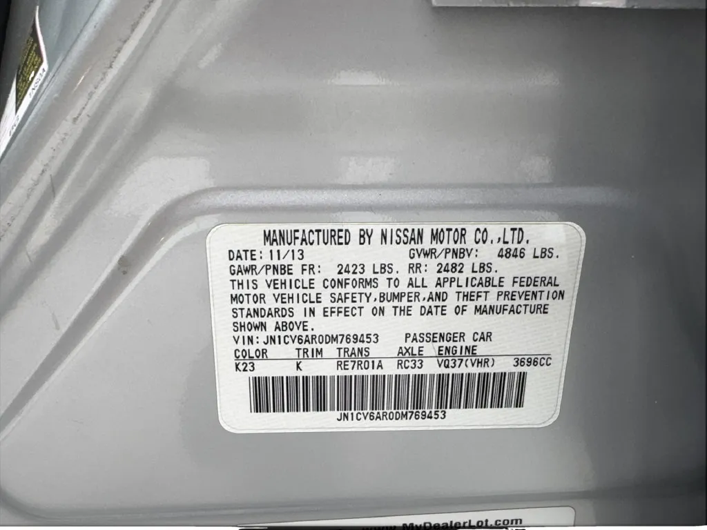 Infiniti G37 photo 53