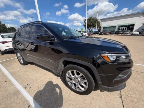 Black 2022 Jeep Compass Latitude Lux for sale in Plano, TX