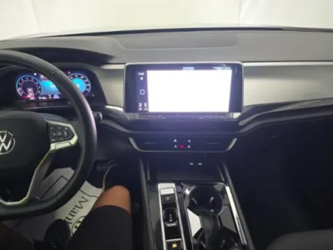 More photos of 2026 Volkswagen Atlas Cross Sport SE w/Technology at Autos of Dallas - Plano, TX