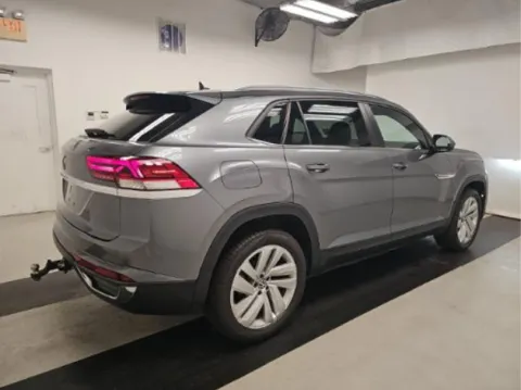Photos of 2023 Volkswagen Atlas Cross Sport 3.6L V6 SE w/Technology for sale in Plano, TX at Autos of Dallas - Plano