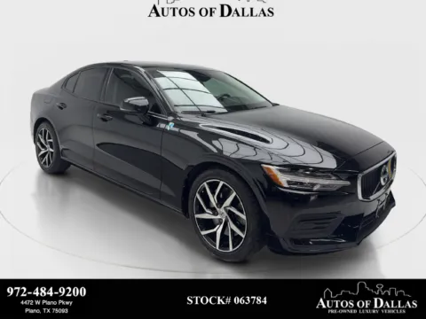 Black 2020 Volvo S60 T6 Momentum for sale in Plano, TX