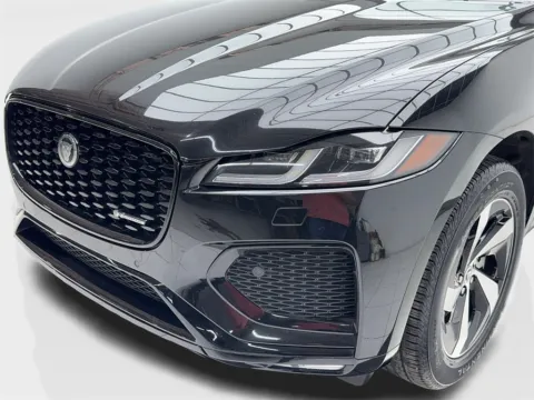 More photos of 2024 Jaguar F-PACE P250 NAV,CAM,PANO,HTD STS,BLIND SPOT,19" WLS at Autos of Dallas - Plano, TX
