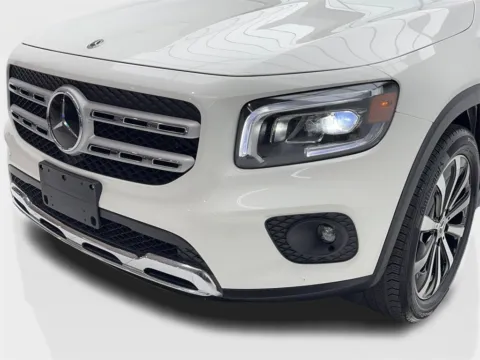 More photos of 2023 Mercedes-Benz GLB 250 NAV,CAM,PANO,HTD STS,BLIND SPOT,3RD ROW at Autos of Dallas - Plano, TX