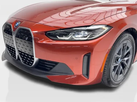 More photos of 2022 BMW i4 eDrive40 NAV,CAM,SUNROOF,HTD STS,BLIND SPOT at Autos of Dallas - Plano, TX