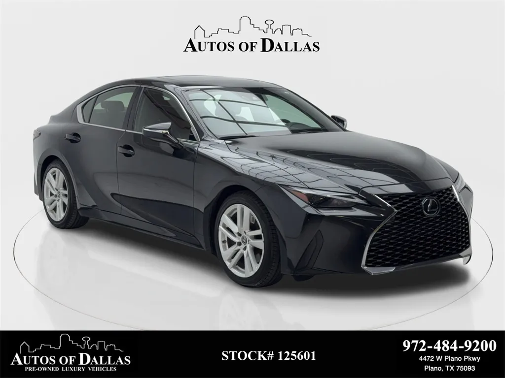 2023 Lexus IS