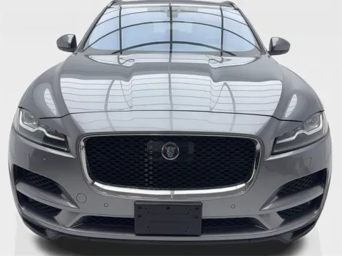 More photos of 2020 Jaguar F-PACE 25t Prestige NAV,CAM,PANO,HTD STS,BLIND SPOT at Autos of Dallas - Plano, TX