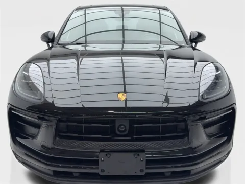 More photos of 2024 Porsche Macan NAV,CAM,PANO,HTD STS,BLIND SPOT,19" WHLS at Autos of Dallas - Plano, TX