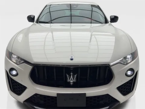 More photos of 2022 Maserati Levante Modena NAV,CAM,PANO,HTD STS,BLIND SPOT,21" WLS at Autos of Dallas - Plano, TX