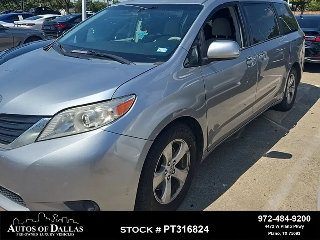 2013 Toyota Sienna LE Mobility Auto Access for sale in Plano, TX