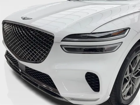More photos of 2023 Genesis GV70 2.5T NAV,CAM,PANO,HTD STS,BLIND SPOT,19" WLS at Autos of Dallas - Plano, TX