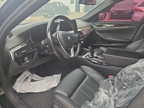More photos of 2019 BMW 5 Series 530i SPORT LINE,NAV,CAM,SUNROOF,HTD STS,BLIND SPOT at Autos of Dallas - Plano, TX