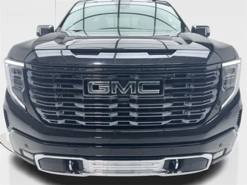 More photos of 2024 GMC Sierra 1500 Denali Ultimate NAV,CAM,SUNROOF,CLMT STS,HEADS UP, at Autos of Dallas - Plano, TX