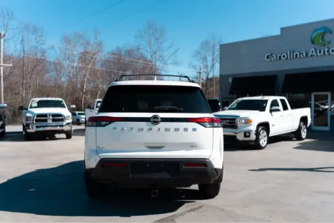 More photos of 2022 NISSAN PATHFINDER SV at Carolina Auto Finance, NC