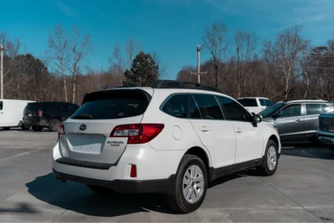 More photos of 2016 SUBARU OUTBACK 2.5I PREMIUM at Carolina Auto Finance, NC