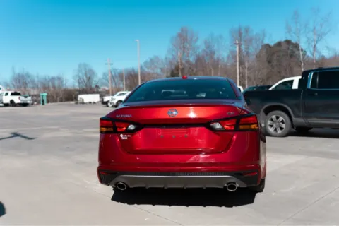 More photos of 2019 NISSAN ALTIMA SR at Carolina Auto Finance, NC