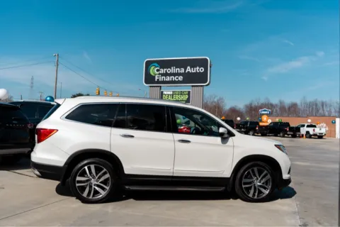 More photos of 2016 HONDA PILOT ELITE at Carolina Auto Finance, NC
