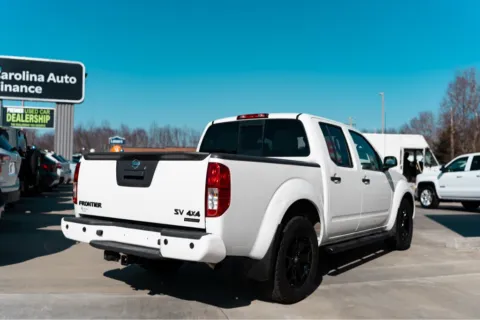 More photos of 2018 NISSAN FRONTIER SV at Carolina Auto Finance, NC