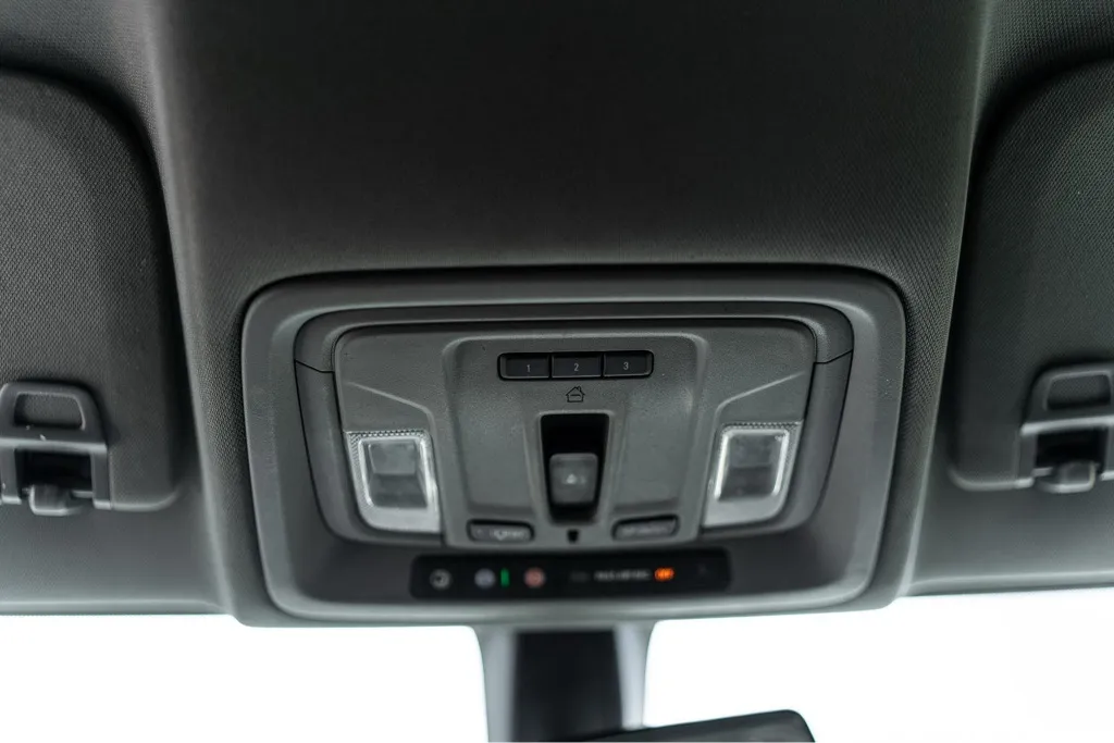 2021 Chevrolet Silverado 1500 LT - Photo 20