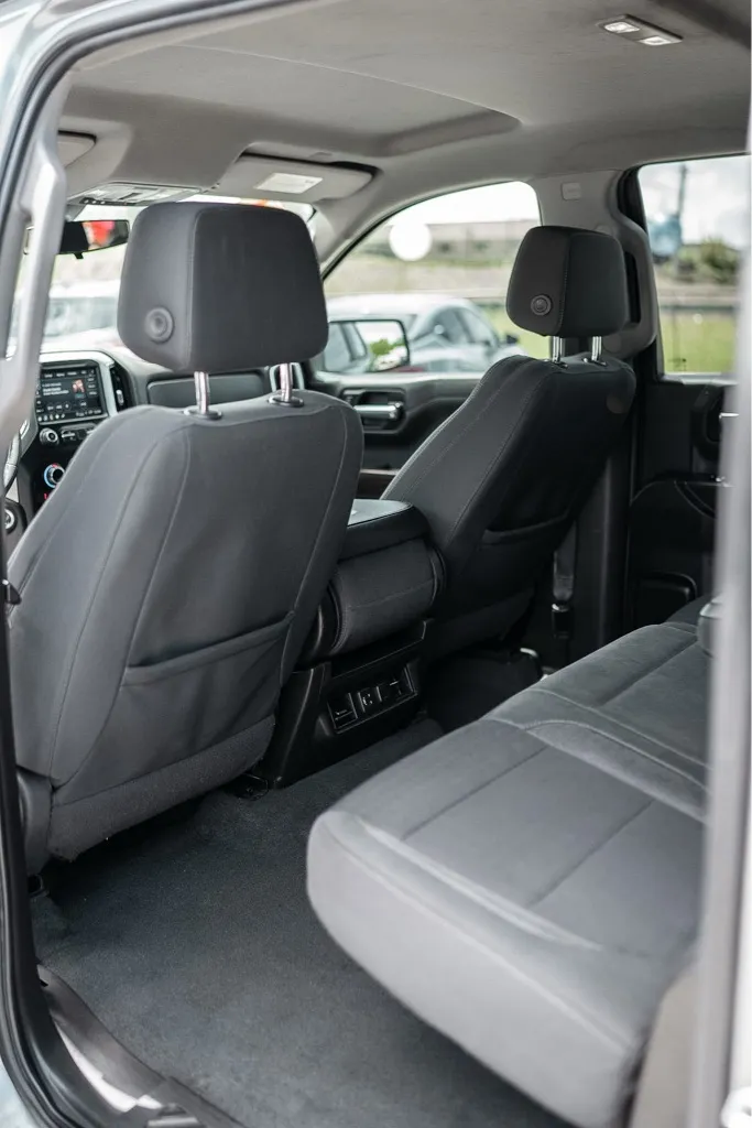 2021 Chevrolet Silverado 1500 LT - Photo 10