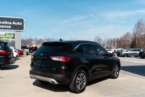More photos of 2021 FORD ESCAPE SEL at Carolina Auto Finance, NC