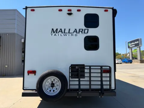 More photos of 2022 HEARTLAND MALLARD T180BH CAMPER at Carolina Auto Finance, NC