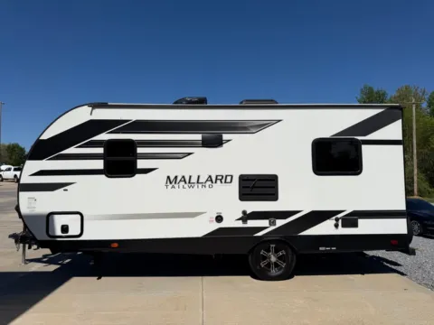 Photos of 2022 HEARTLAND MALLARD T180BH CAMPER for sale in Forest City, NC at Carolina Auto Finance