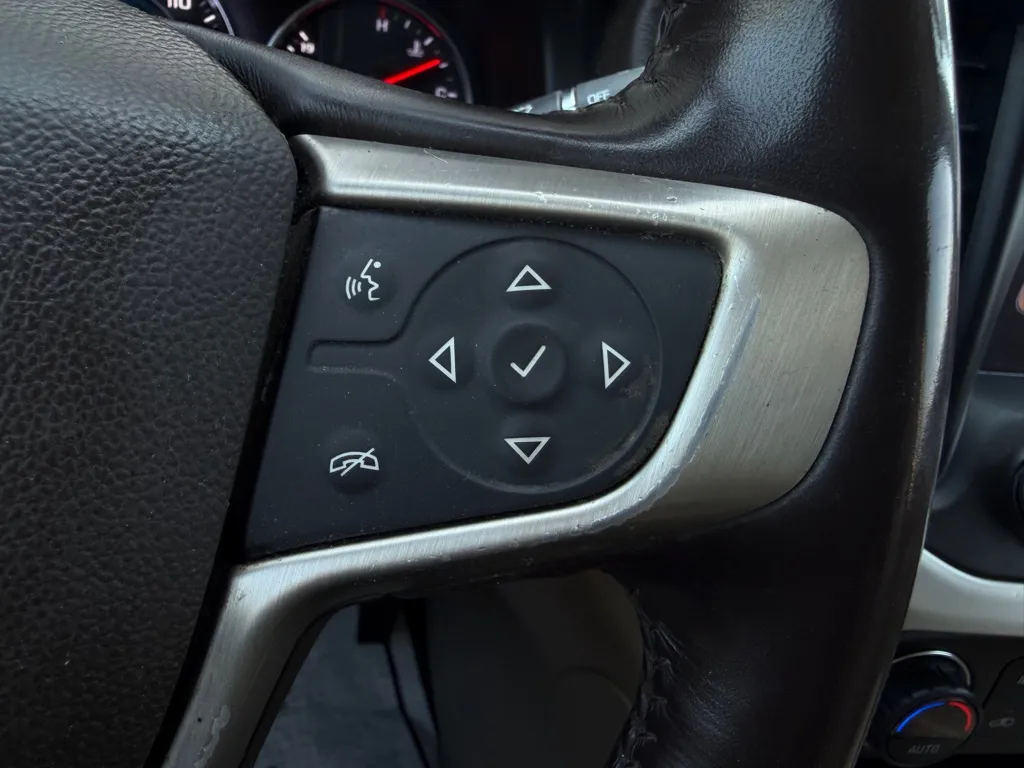 2019 GMC Acadia Denali - Photo 13