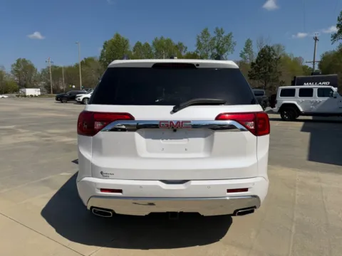 More photos of 2019 GMC ACADIA DENALI at Carolina Auto Finance, NC