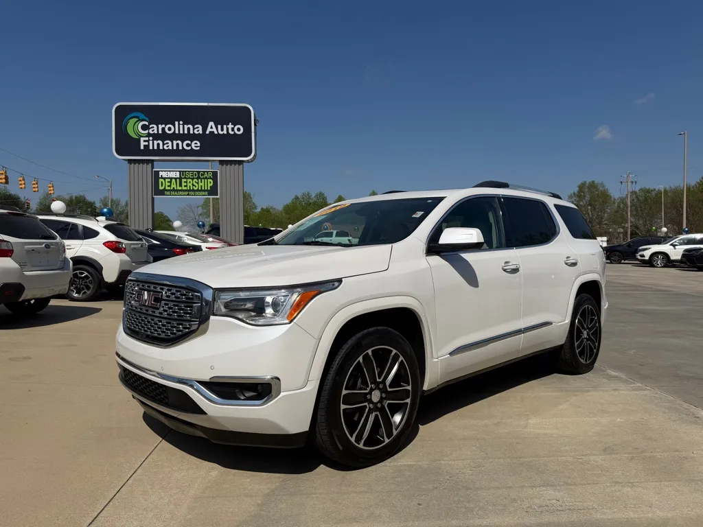 2019 GMC Acadia Denali FWD's photo