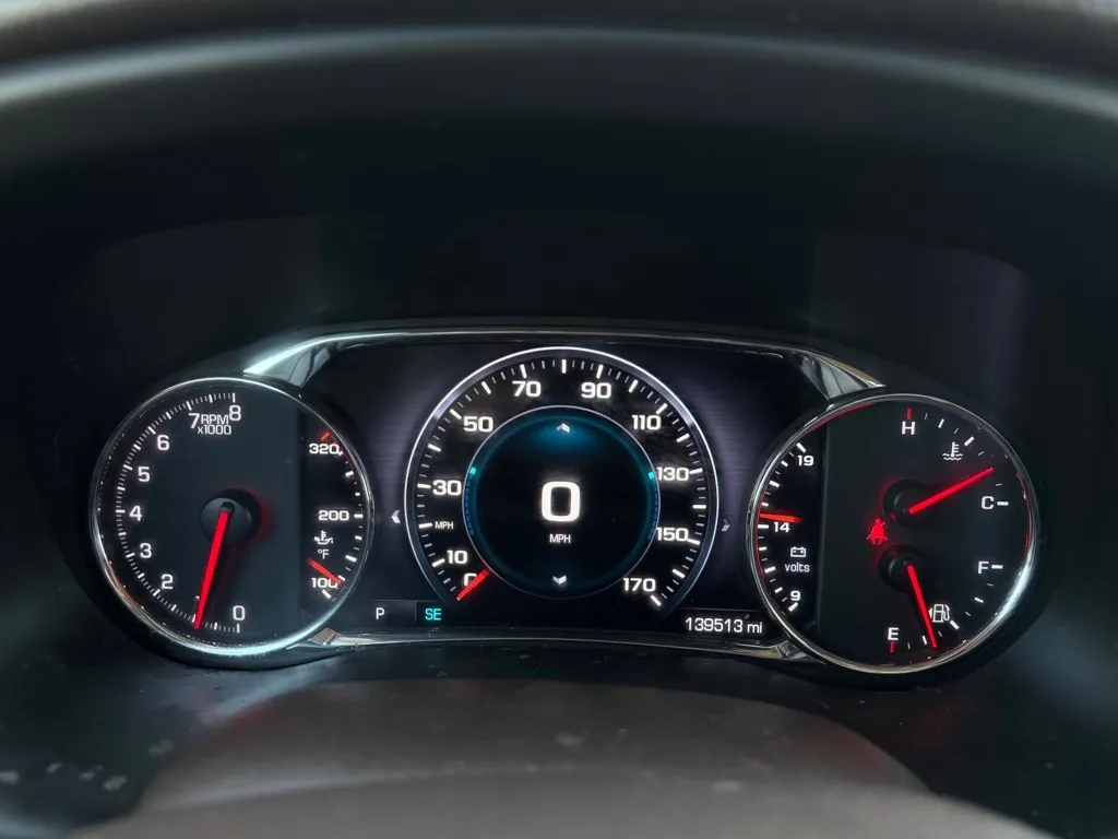 2019 GMC Acadia Denali - Photo 15