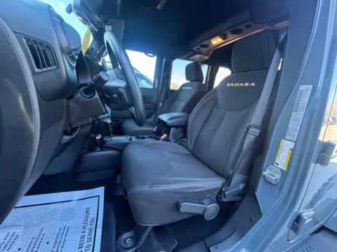 More photos of 2015 JEEP WRANGLER UNLIMI SAHARA at Carolina Auto Finance, NC