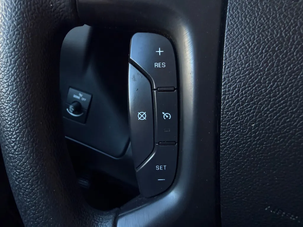 2014 GMC Savana Cargo Work Van - Photo 8