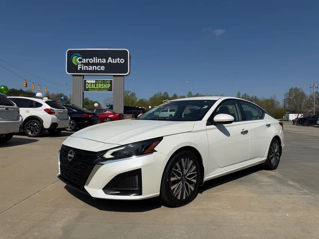 White 2023 NISSAN ALTIMA SV for sale in Forest City, NC