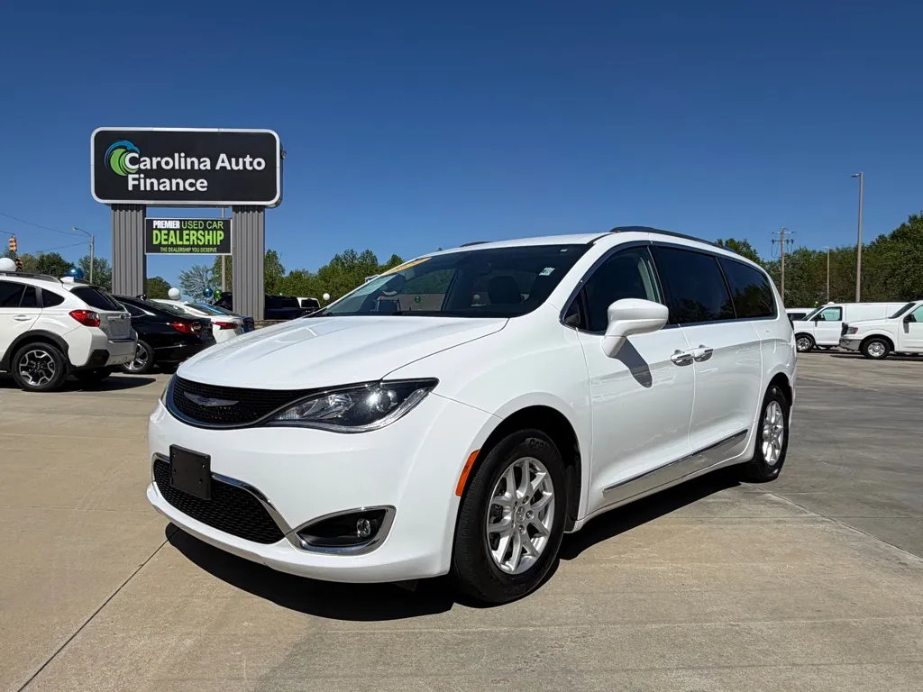 White 2020 CHRYSLER PACIFICA TOURING L for sale in Forest City, NC