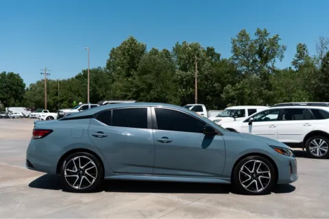 More photos of 2024 NISSAN SENTRA SR at Carolina Auto Finance, NC