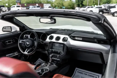 More photos of 2016 FORD MUSTANG GT at Carolina Auto Finance, NC