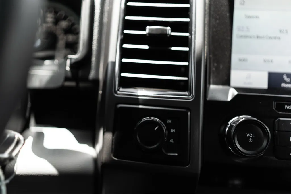 2020 Ford F-150 XLT - Photo 14