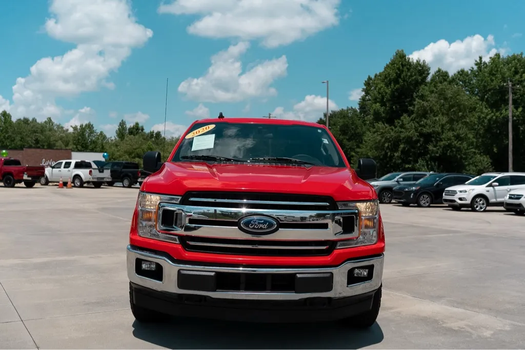 2020 Ford F-150 XLT - Photo 2